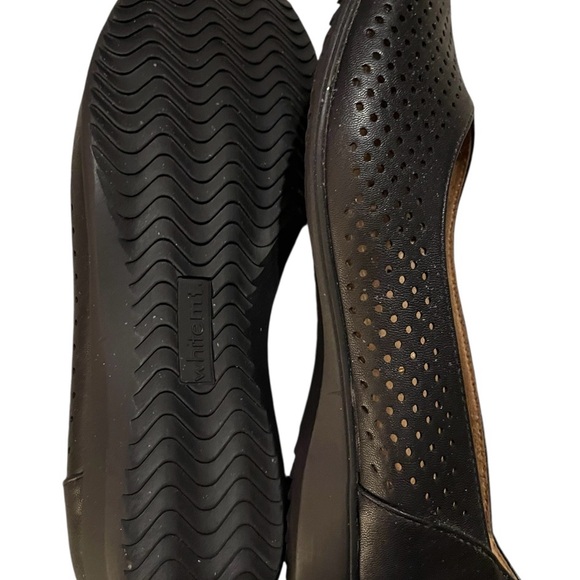 White Mountain Black Perforated‎ Flats - Picture 6 of 6